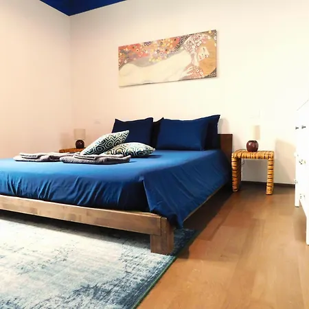 Center Aldrovandi Flat * بولونيا