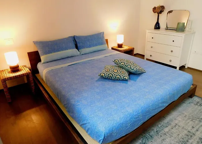 Center Aldrovandi Flat شقة *