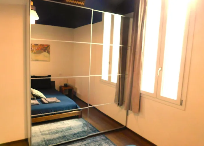 Center Aldrovandi Flat شقة *